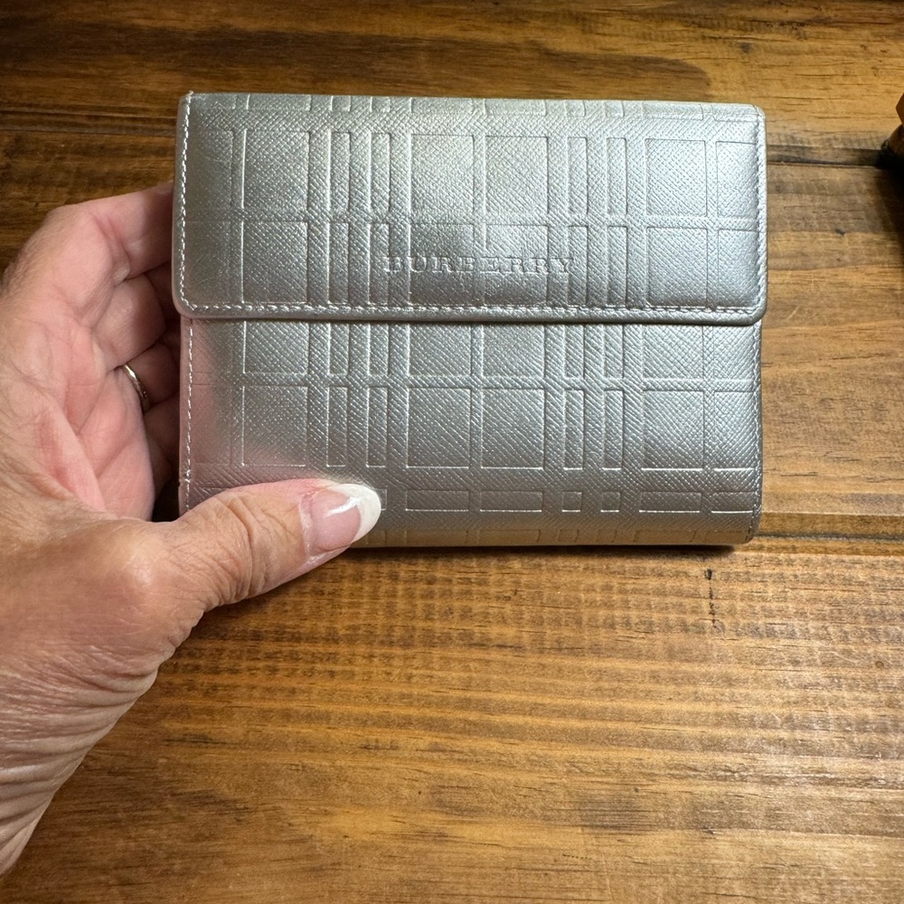 Burberry compact wallet silver